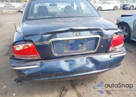 2004 Hyundai Sonata Gls/Lx from USA, damaged, VIN KMHWF35H34A955105